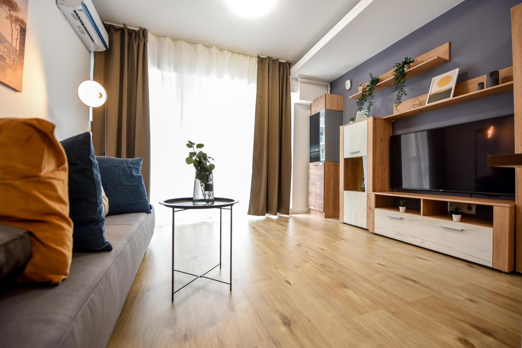 Perfect Stay: Urban Heaven In Aviatiei Business Area Bucharest Room photo